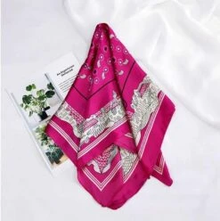 Bandana Catalina | RoyalBandana -RoyalBandana Shop Bandana Catalina plie