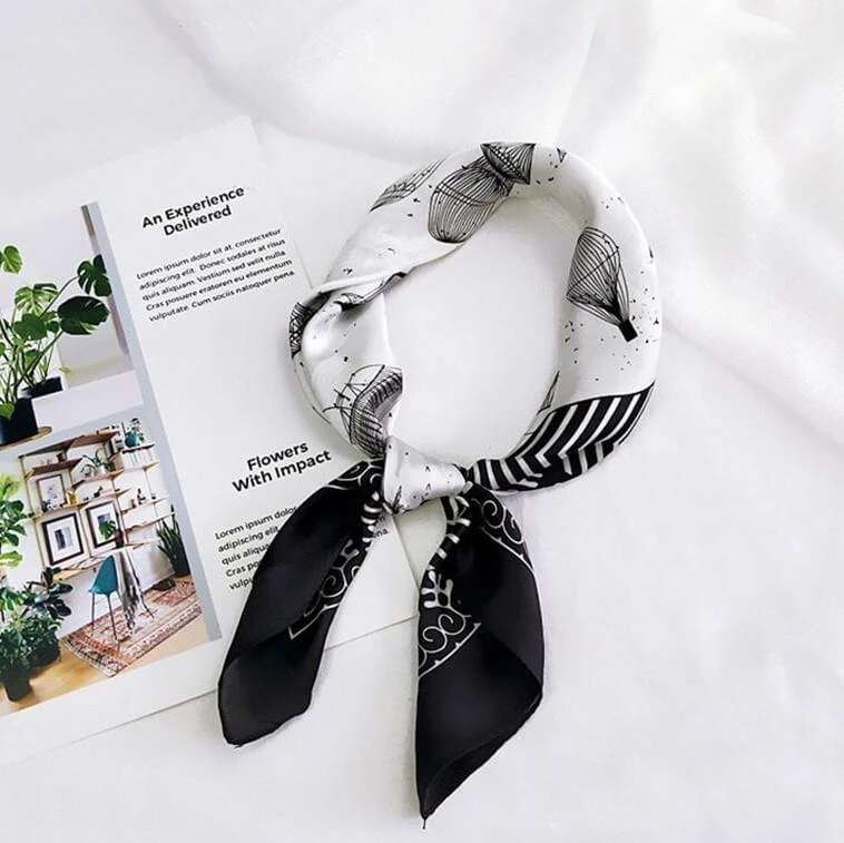 Bandana Hestia | RoyalBandana 1 Bandana Hestia | RoyalBandana