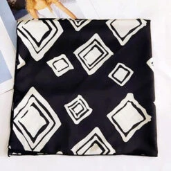 Bandana Uranie | RoyalBandana 5 Bandana Uranie | RoyalBandana -RoyalBandana Shop Bandana Uranie carre