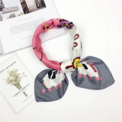 Bandana Love | RoyalBandana -RoyalBandana Shop Bandana love gris