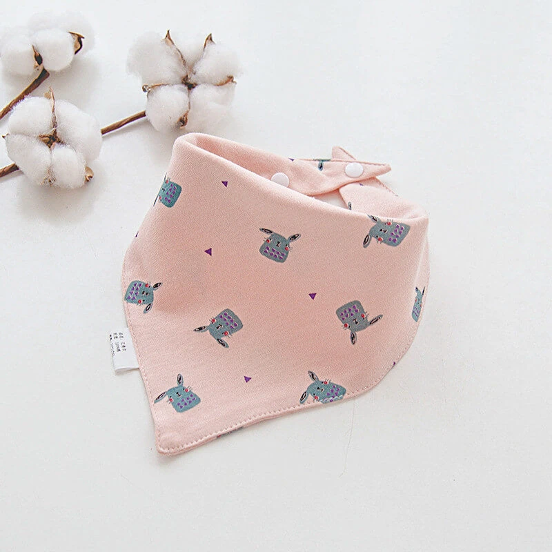 Bavoir Bandana Lapin | RoyalBandana 1 Bavoir Bandana Lapin | RoyalBandana