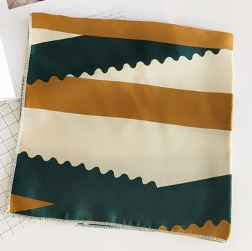 Bandana Foulard | Royalbandana 2 Bandana Foulard | Royalbandana – Image 2